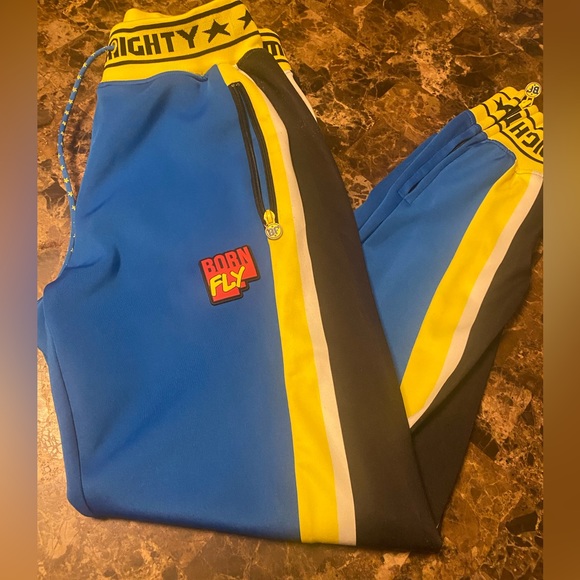 Born Fly - Picture 15 of 16